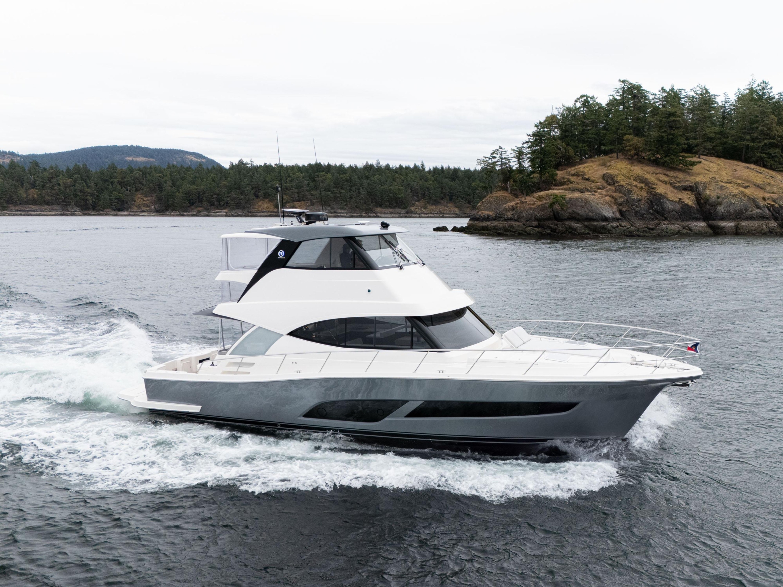 2025 RIVIERA 50 SPORTS MOTOR YACHT