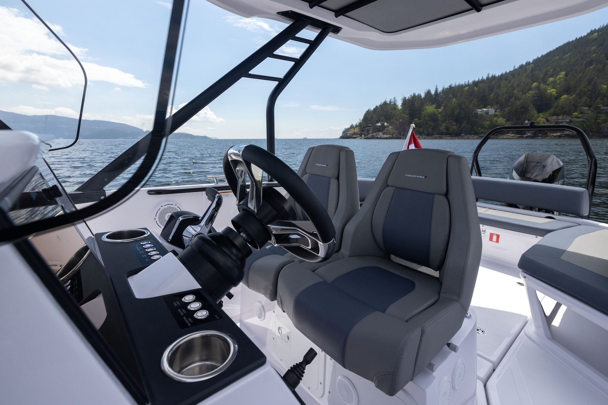 Axopar 25 Powerboat Preview Image