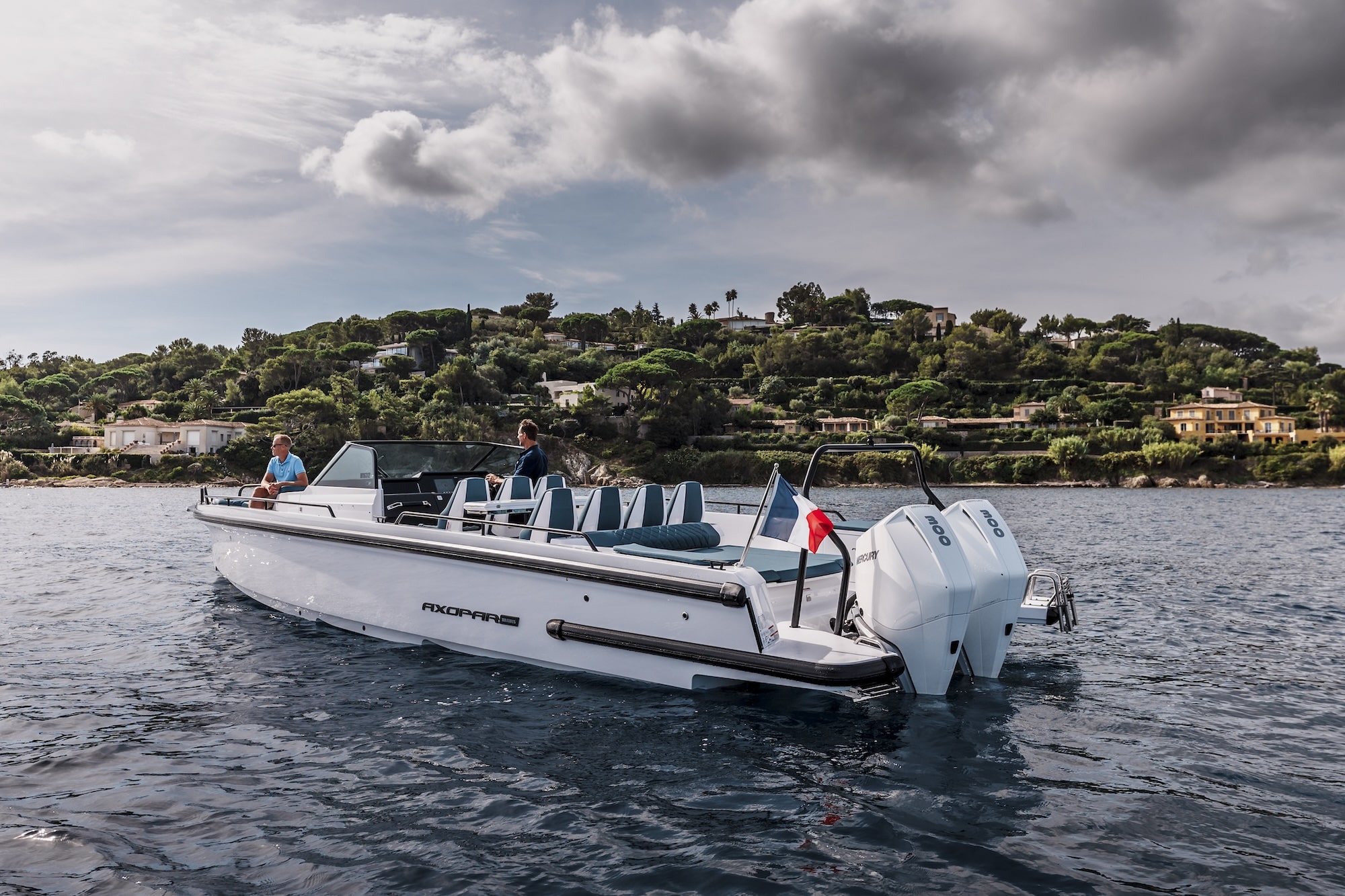 Axopar-37-Spyder_MY2023_A7_08053-min