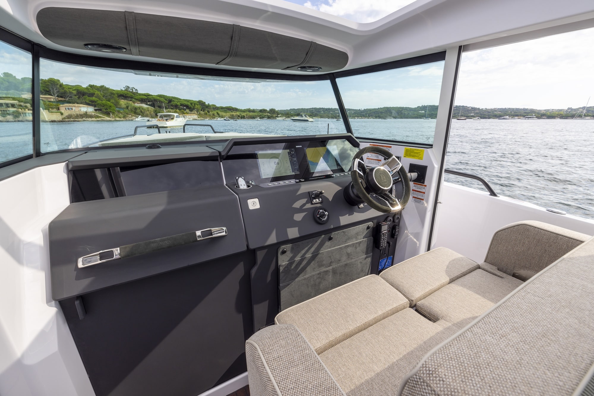 Axopar 37 Preview Image