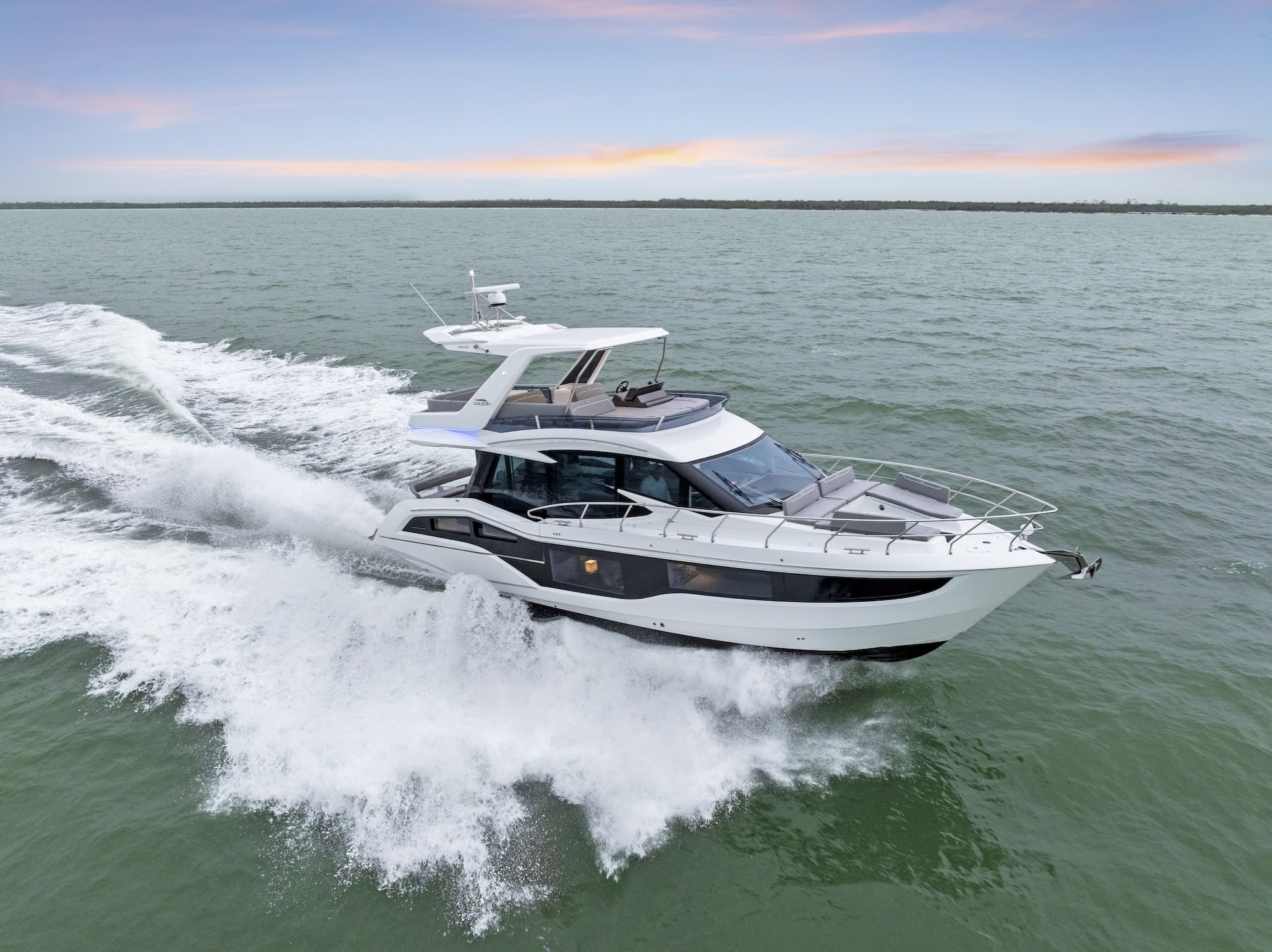 Galeon Flybridge 500 Preview Image