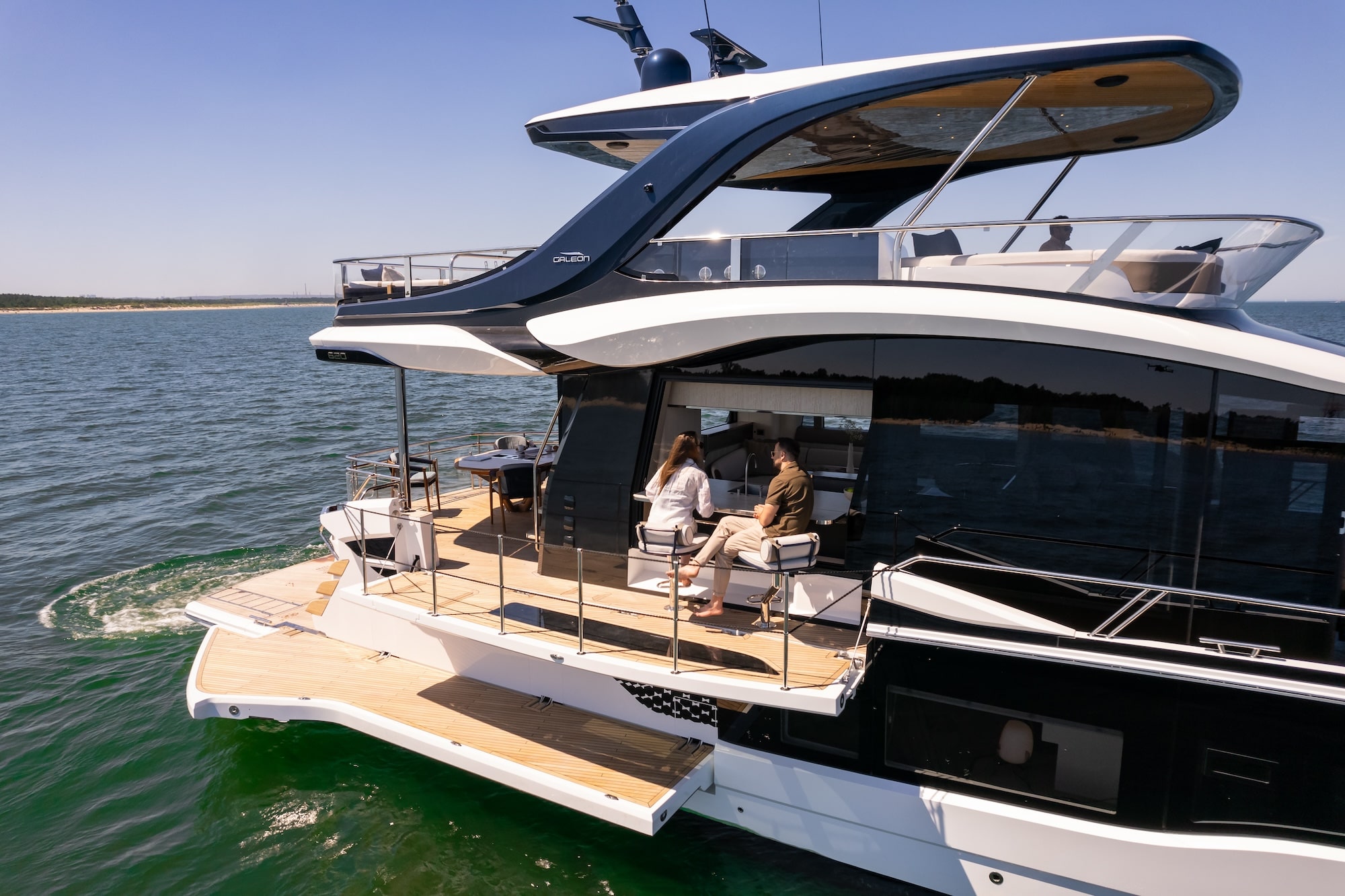 Galeon Flybridge 620 Preview Image