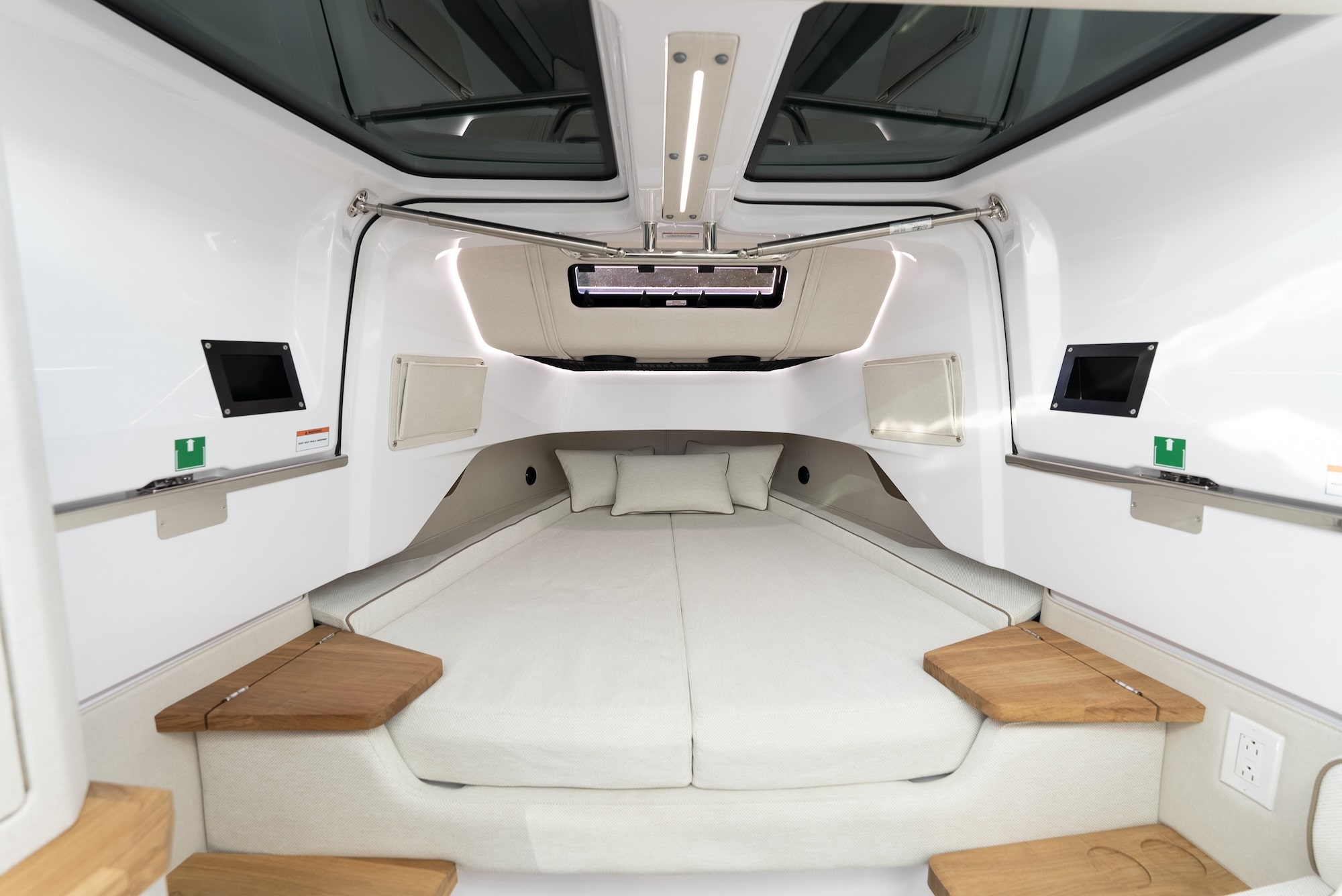 Axopar 37 Preview Image