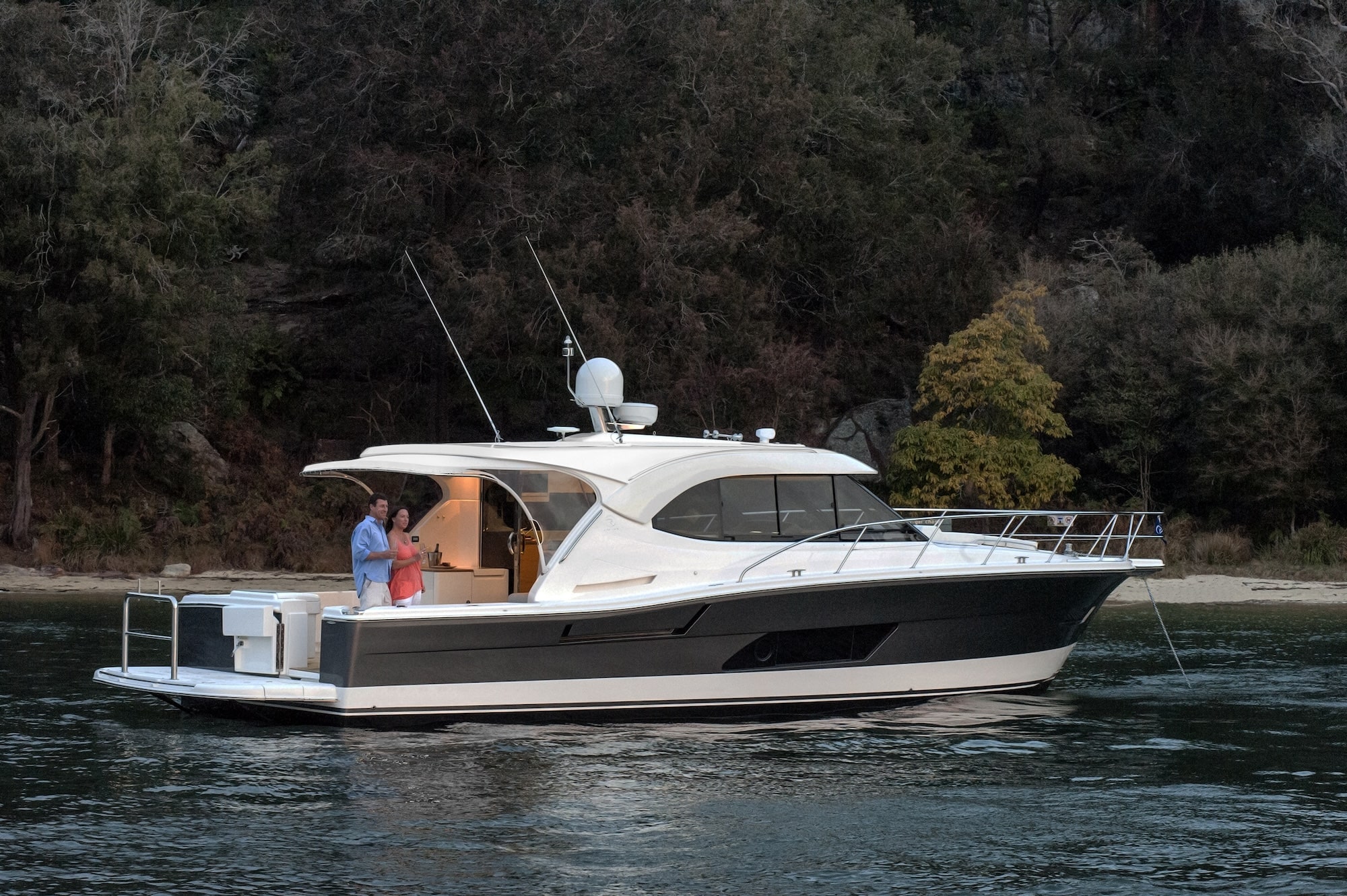 Riviera 445 SUV Preview Image