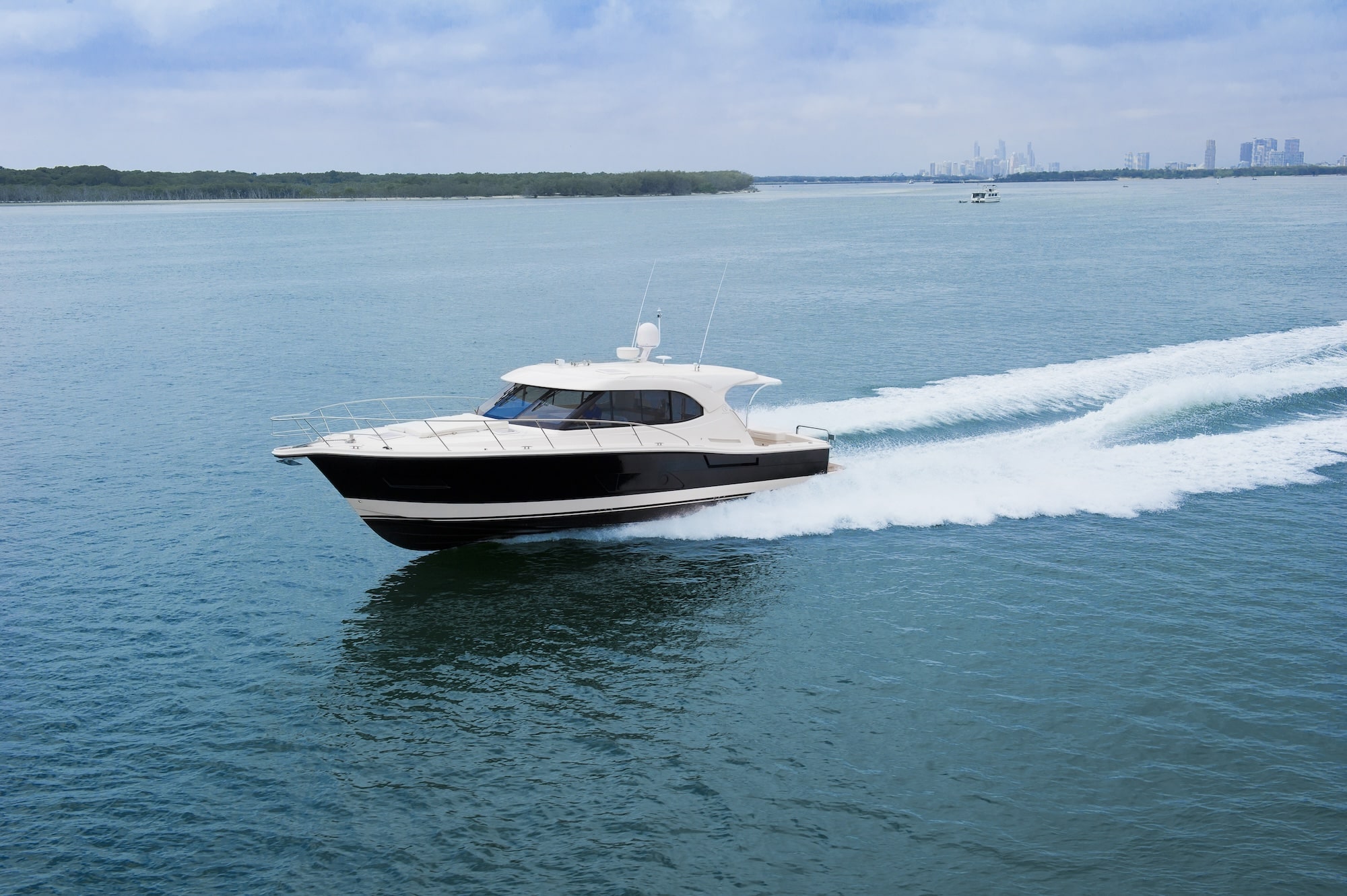 Riviera 445 SUV Preview Image