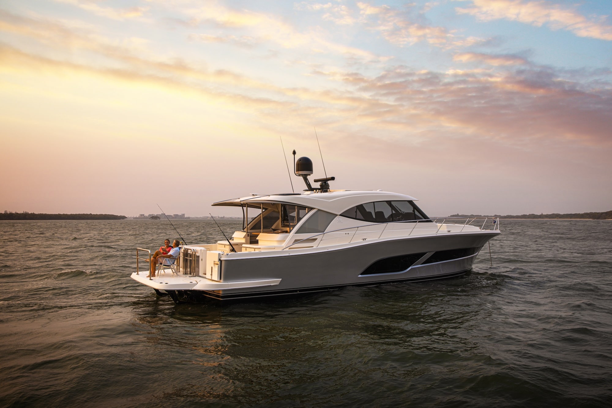 Riviera 505 SUV Preview Image